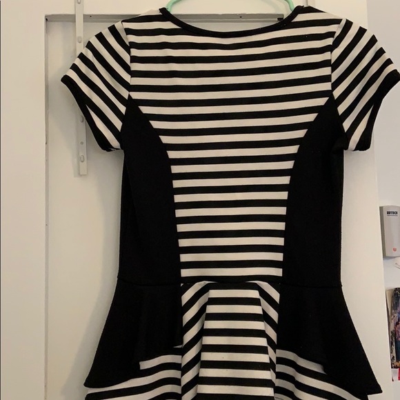 Striped peplum top - Picture 2 of 3